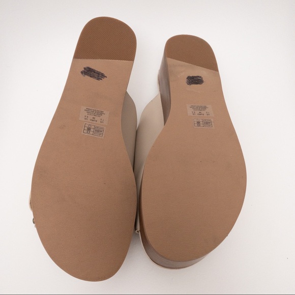 ANTHRO Kelsi Dagger Brooklyn Dover Platform Sandal - Picture 13 of 13